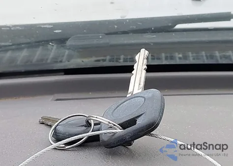 2004 Toyota Tacoma z USA, uszkodzony, nr VIN 5TENL42N04Z424331